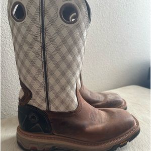 Justin work boots size 8D
